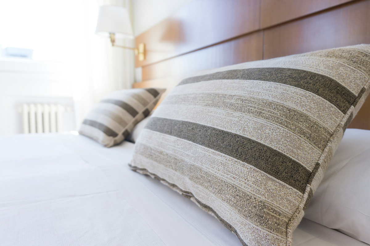 Comfortable lodging bedroom for group travel